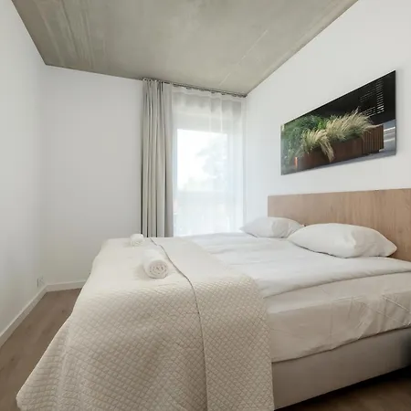Luxury With Parking And Air Conditioning Near Center By Renters Prestige Апартаменты Вроцлав