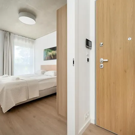 Апартаменты Luxury With Parking And Air Conditioning Near Center By Renters Prestige
