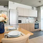 Appartement Luxury With Parking And Air Conditioning Near Center By Renters Prestige *
