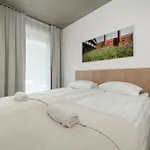 Luxury With Parking And Air Conditioning Near Center By Renters Prestige * Breslavia