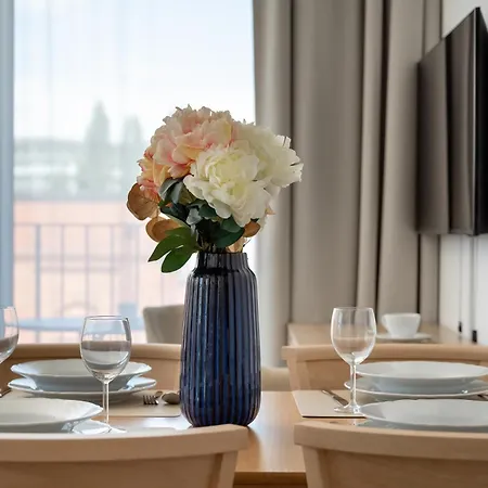 Luxury With Parking And Air Conditioning Near Center By Renters Prestige 弗罗茨瓦夫