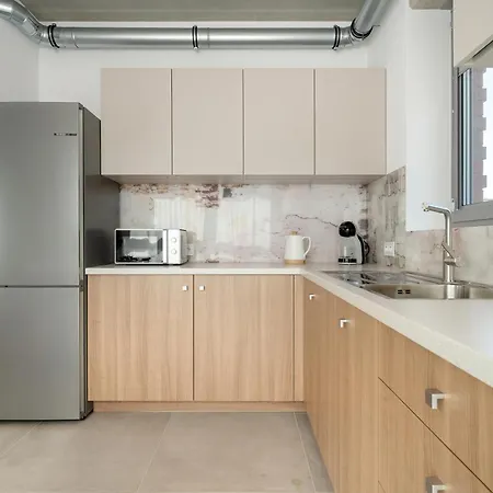 Luxury With Parking And Air Conditioning Near Center By Renters Prestige 公寓