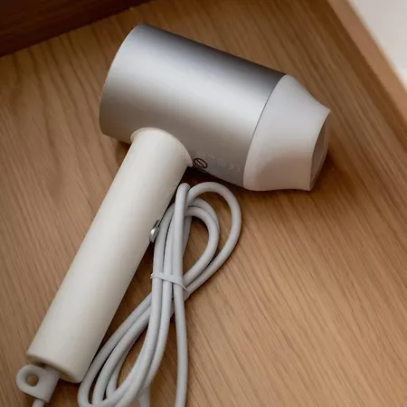 Luxury With Parking And Air Conditioning Near Center By Renters Prestige *