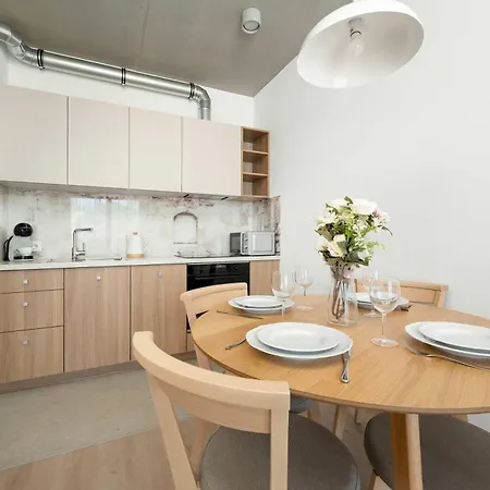 Luxury With Parking And Air Conditioning Near Center By Renters Prestige 弗罗茨瓦夫