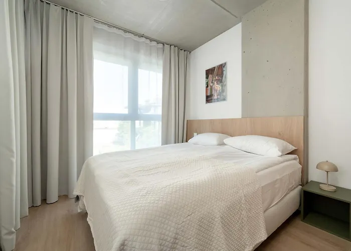 Apartament Luxury With Parking And Air Conditioning Near Center By Renters Prestige