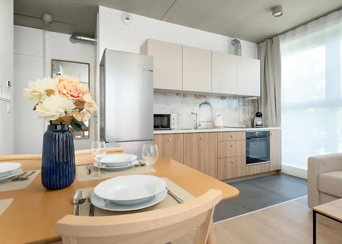 Apartament Luxury With Parking And Air Conditioning Near Center By Renters Prestige *