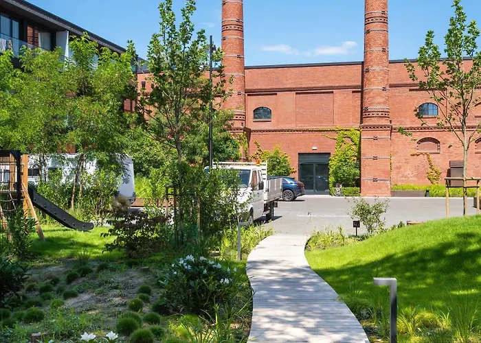 Luxury With Parking And Air Conditioning Near Center By Renters Prestige Apartament *