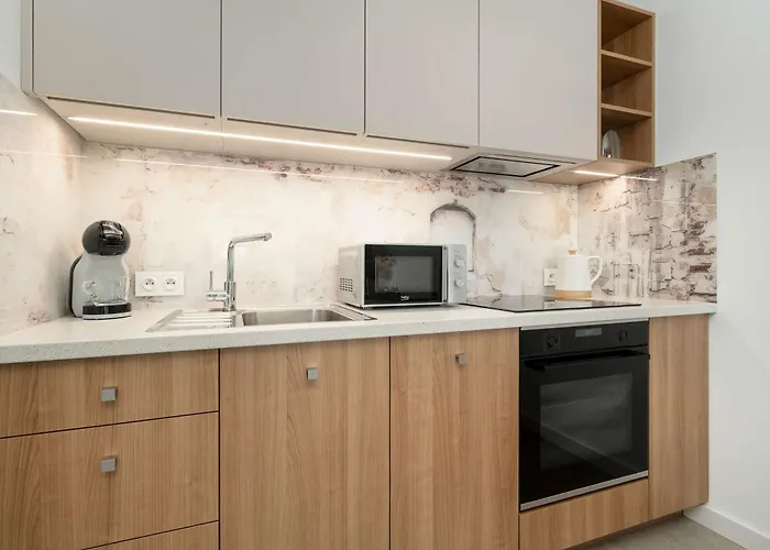 Apartament Luxury With Parking And Air Conditioning Near Center By Renters Prestige *